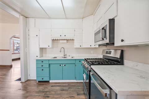 Tiny photo for 6 N Benton Street, Peru, IN 46970 (MLS # 202630742)