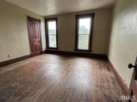 Tiny photo for 713 Harmar Street, Fort Wayne, IN 46803 (MLS # 202618514)