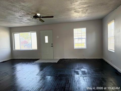 Tiny photo for 1410 N Jay Street, Kokomo, IN 46901 (MLS # 202616435)