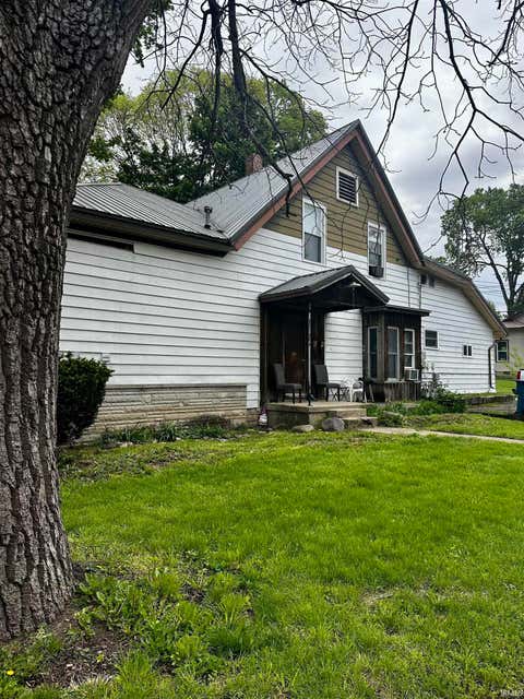 Tiny photo for 691 W Hill Street, Wabash, IN 46992 (MLS # 202617480)