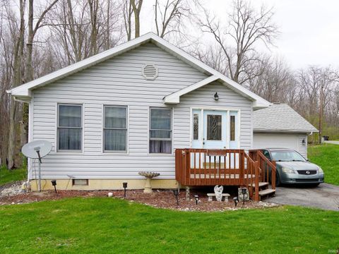 Tiny photo for 6449 E McGuire Road, Churubusco, IN 46723 (MLS # 202612348)