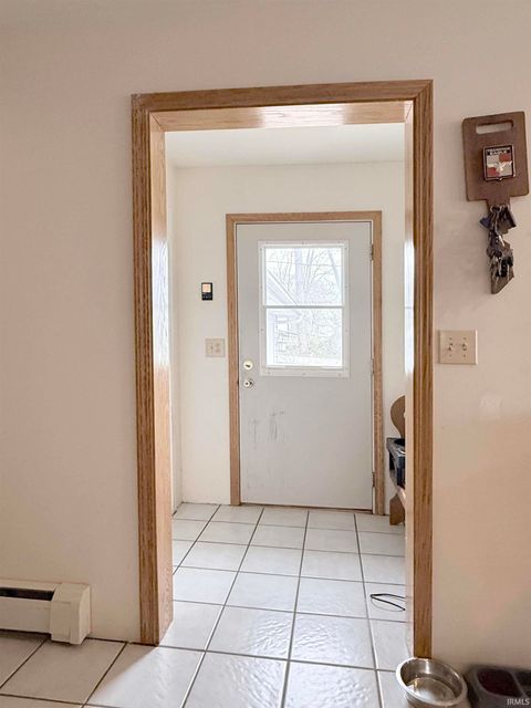 Tiny photo for 6449 E McGuire Road, Churubusco, IN 46723 (MLS # 202612348)