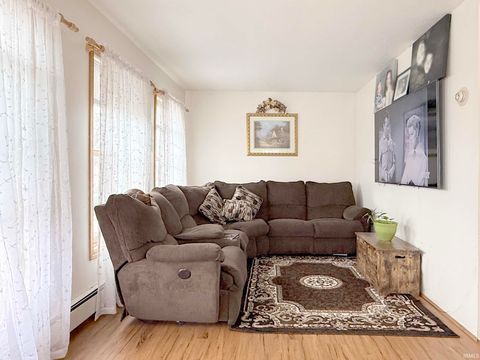 Tiny photo for 6449 E McGuire Road, Churubusco, IN 46723 (MLS # 202612348)