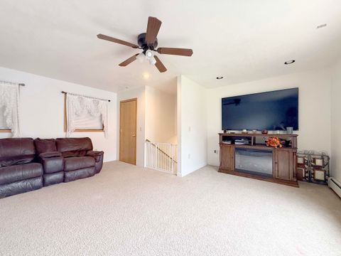 Tiny photo for 6449 E McGuire Road, Churubusco, IN 46723 (MLS # 202612348)