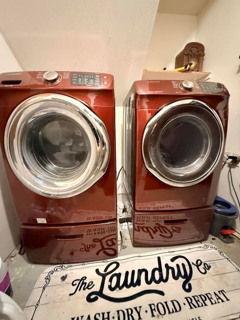 Tiny photo for 6449 E McGuire Road, Churubusco, IN 46723 (MLS # 202612348)