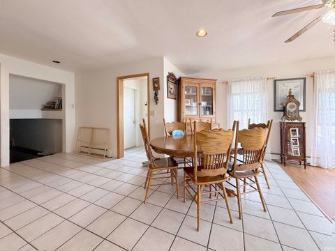 Tiny photo for 6449 E McGuire Road, Churubusco, IN 46723 (MLS # 202612348)