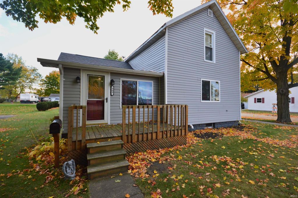 Photo of 909 Illinois Street, Walkerton, IN 46574 (MLS # 202543951)