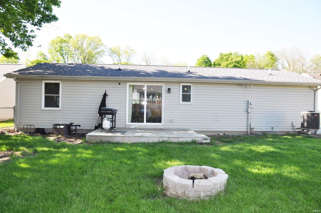 Photo of 1060 Little Turtle Trail, Huntington, IN 46750 (MLS # 202617510)