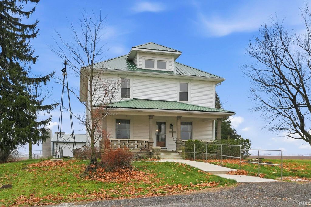 Photo of 3192 E 800 S #2, LaFontaine, IN 46940 (MLS # 202546780)