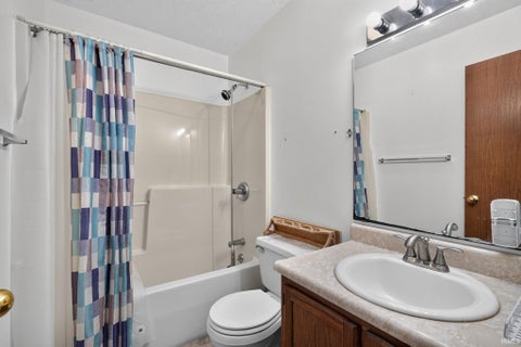 Tiny photo for 3333 Sussex Lane, Lafayette, IN 47909 (MLS # 202641897)