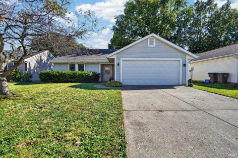 Tiny photo for 3333 Sussex Lane, Lafayette, IN 47909 (MLS # 202641897)