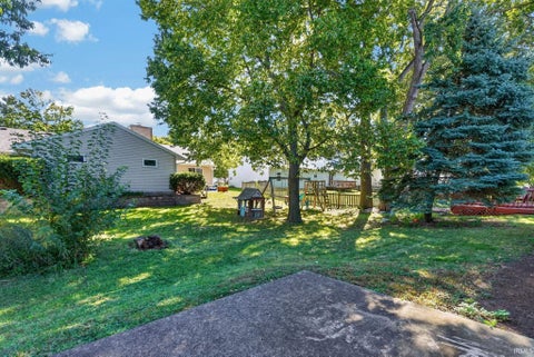Tiny photo for 3333 Sussex Lane, Lafayette, IN 47909 (MLS # 202641897)