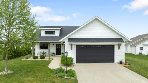Tiny photo for 1617 Autumn Blaze Lane, Goshen, IN 46526 (MLS # 202619325)