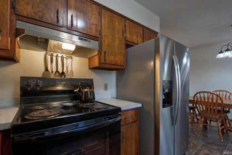 Tiny photo for 2423 Luigs Road, Wadesville, IN 47638 (MLS # 202610073)