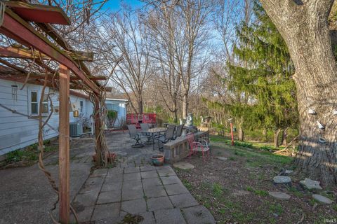 Tiny photo for 2423 Luigs Road, Wadesville, IN 47638 (MLS # 202610073)
