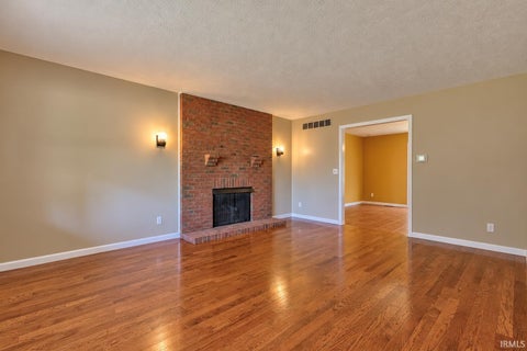Tiny photo for 6951 Tonia Court, Evansville, IN 47710 (MLS # 202643815)