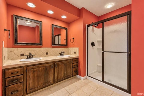 Tiny photo for 6951 Tonia Court, Evansville, IN 47710 (MLS # 202643815)