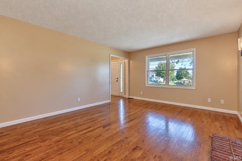 Tiny photo for 6951 Tonia Court, Evansville, IN 47710 (MLS # 202643815)