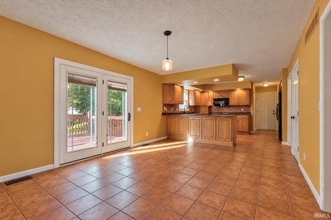 Tiny photo for 6951 Tonia Court, Evansville, IN 47710 (MLS # 202643815)