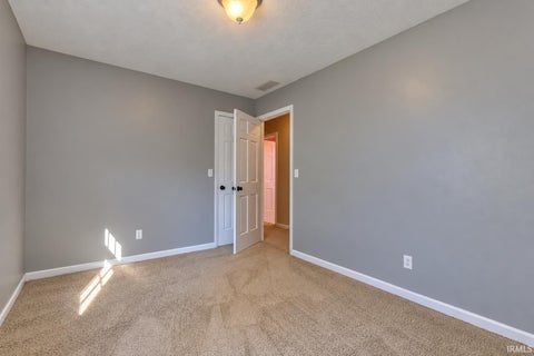 Tiny photo for 6951 Tonia Court, Evansville, IN 47710 (MLS # 202643815)