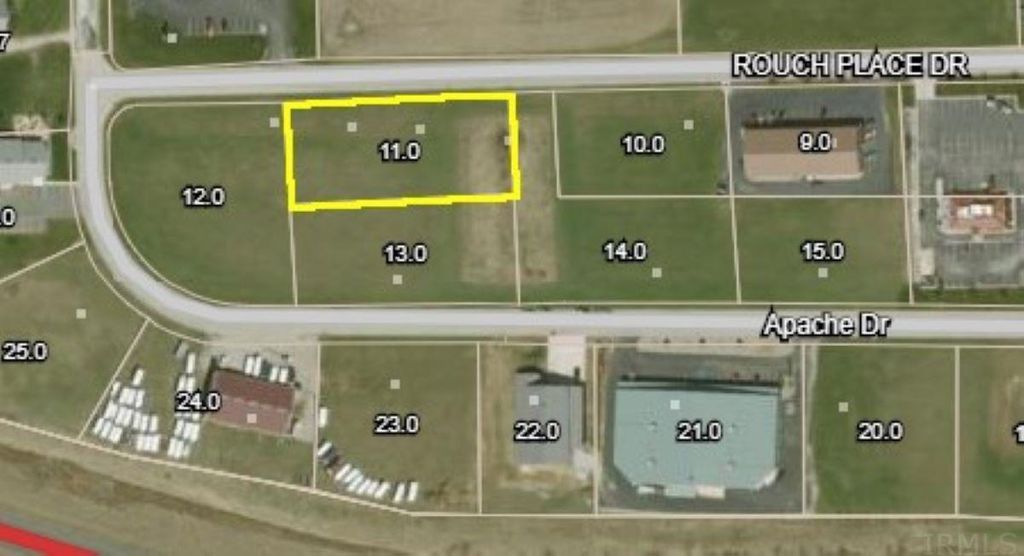 Photo for 331 & 341 Rouch Place Dr. Drive, Rochester, IN 46975 (MLS # 202207975)