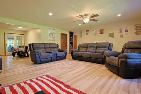 Tiny photo for 2823 Avoca Eureka Road, Bedford, IN 47421 (MLS # 202625424)