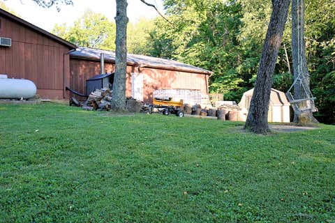 Tiny photo for 2823 Avoca Eureka Road, Bedford, IN 47421 (MLS # 202625424)