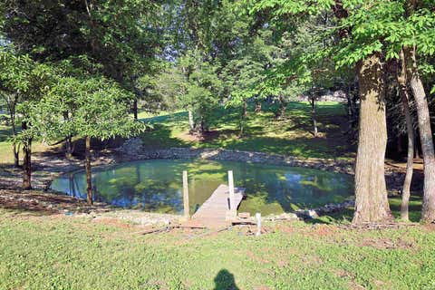 Tiny photo for 2823 Avoca Eureka Road, Bedford, IN 47421 (MLS # 202625424)