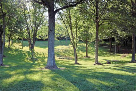 Tiny photo for 2823 Avoca Eureka Road, Bedford, IN 47421 (MLS # 202625424)