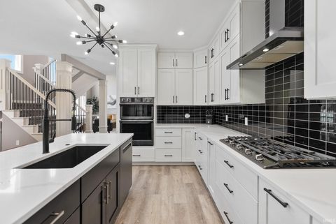 Tiny photo for 3186 Breyerton Cove, Fort Wayne, IN 46814 (MLS # 202612017)