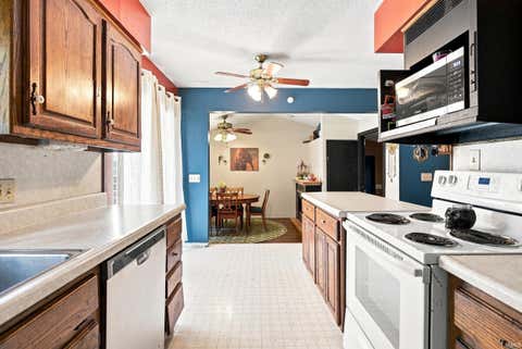 Tiny photo for 1524 N Park Drive, New Haven, IN 46774 (MLS # 202635320)