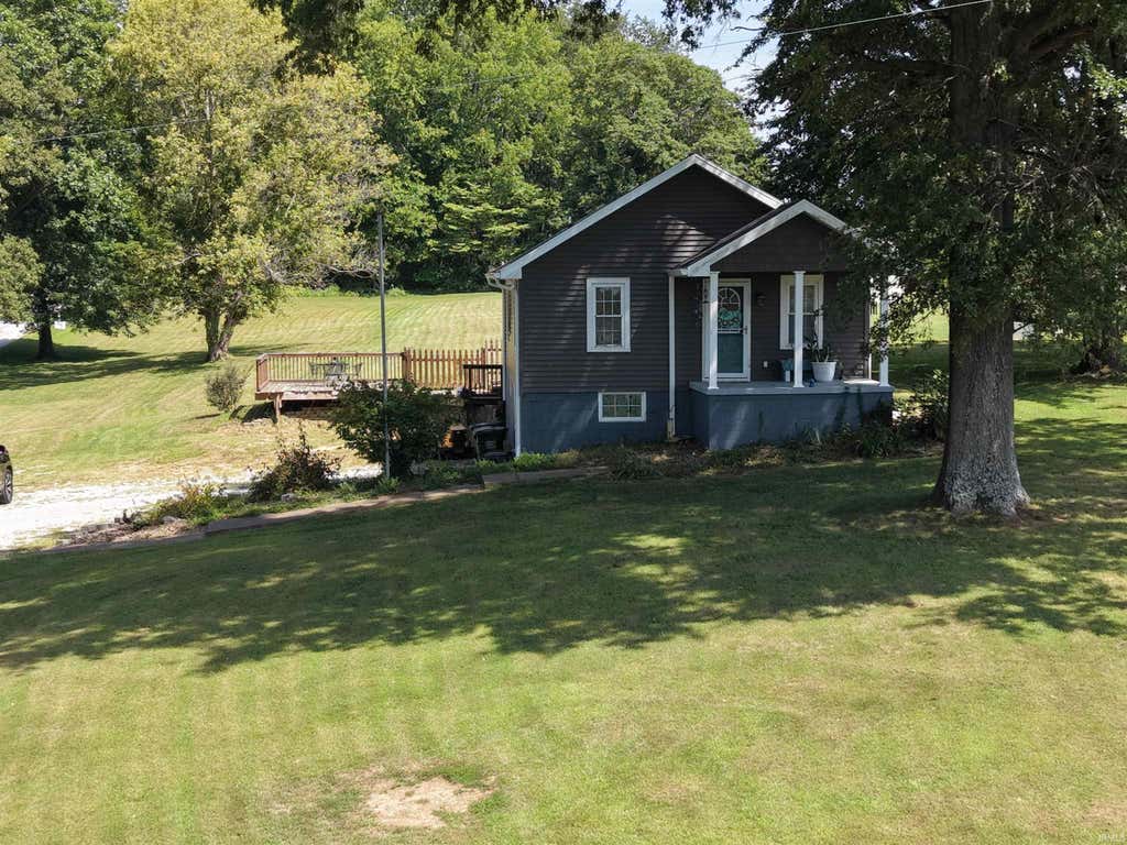 Photo of 719 Schroeder Lane, Evansville, IN 47712 (MLS # 202634712)