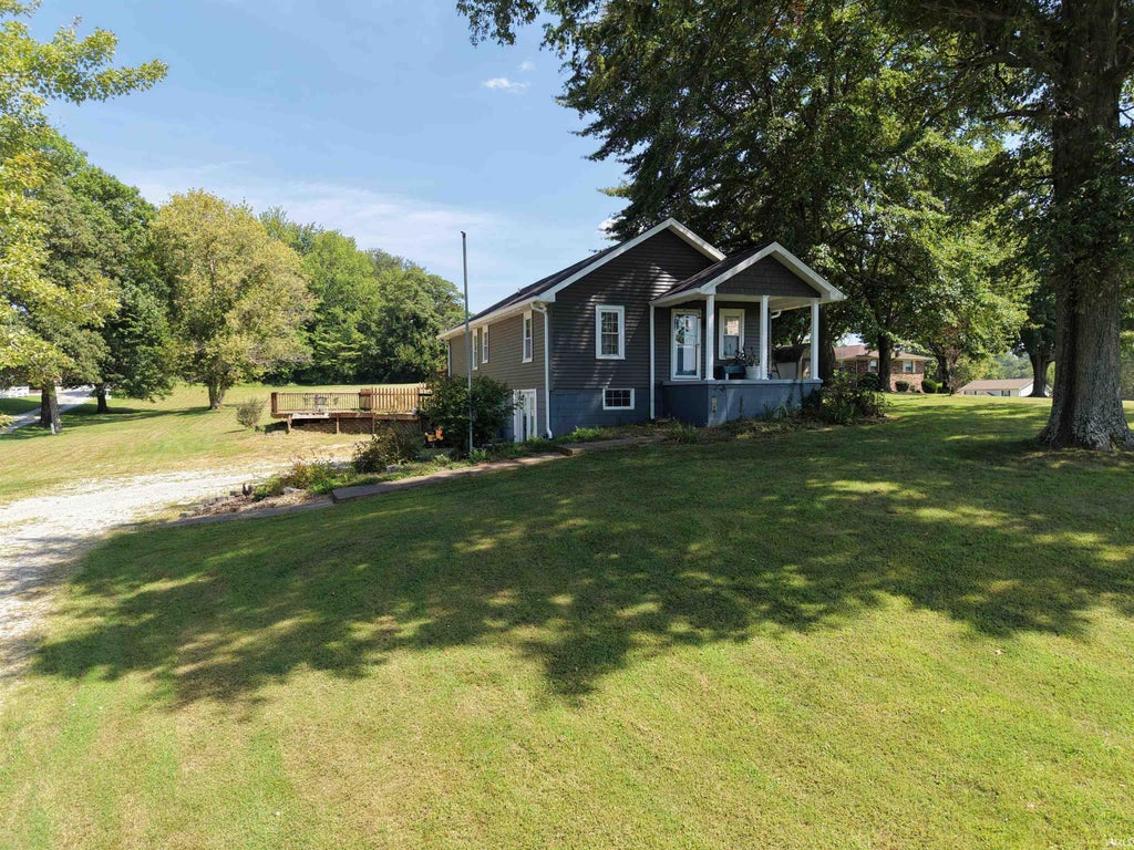 Photo of 719 Schroeder Lane, Evansville, IN 47712 (MLS # 202634712)