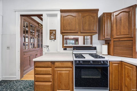 Tiny photo for 103 E Walnut Street, Chalmers, IN 47929 (MLS # 202640210)