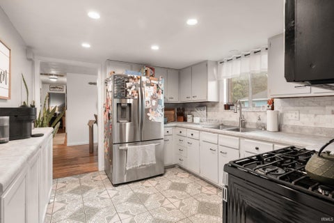 Tiny photo for 2200 Vinton Street, Lafayette, IN 47904 (MLS # 202639186)