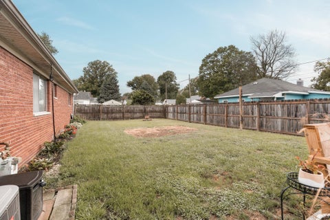 Tiny photo for 2200 Vinton Street, Lafayette, IN 47904 (MLS # 202639186)