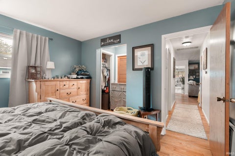 Tiny photo for 2200 Vinton Street, Lafayette, IN 47904 (MLS # 202639186)