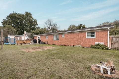 Tiny photo for 2200 Vinton Street, Lafayette, IN 47904 (MLS # 202639186)