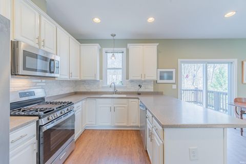 Tiny photo for 4241 E Cardigan Court, Bloomington, IN 47401 (MLS # 202609813)