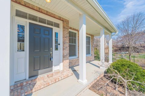 Tiny photo for 4241 E Cardigan Court, Bloomington, IN 47401 (MLS # 202609813)