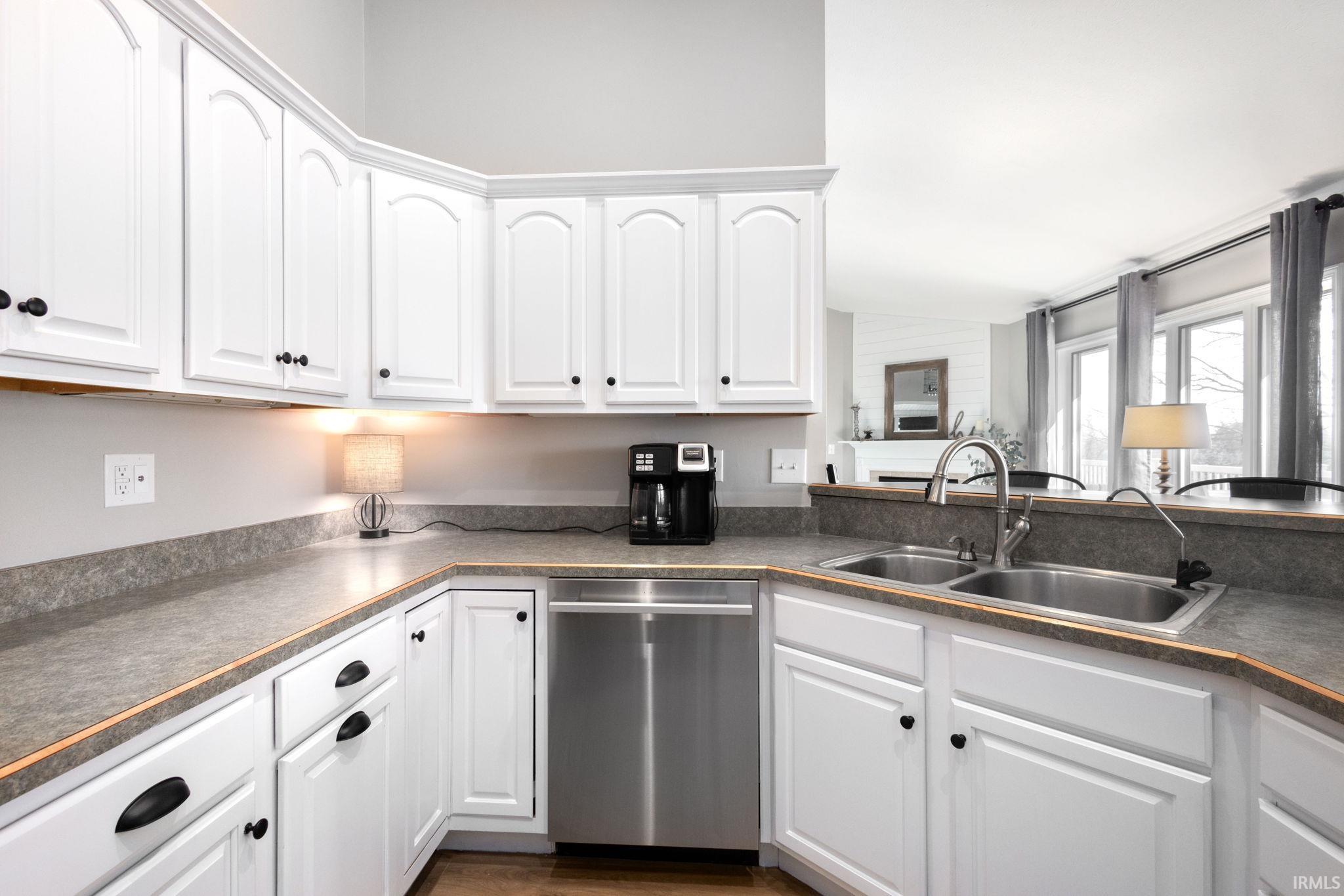 Middlebury, Indiana 46540, United States, 5 Bedrooms Bedrooms, ,3 BathroomsBathrooms,Residential,Active,87872