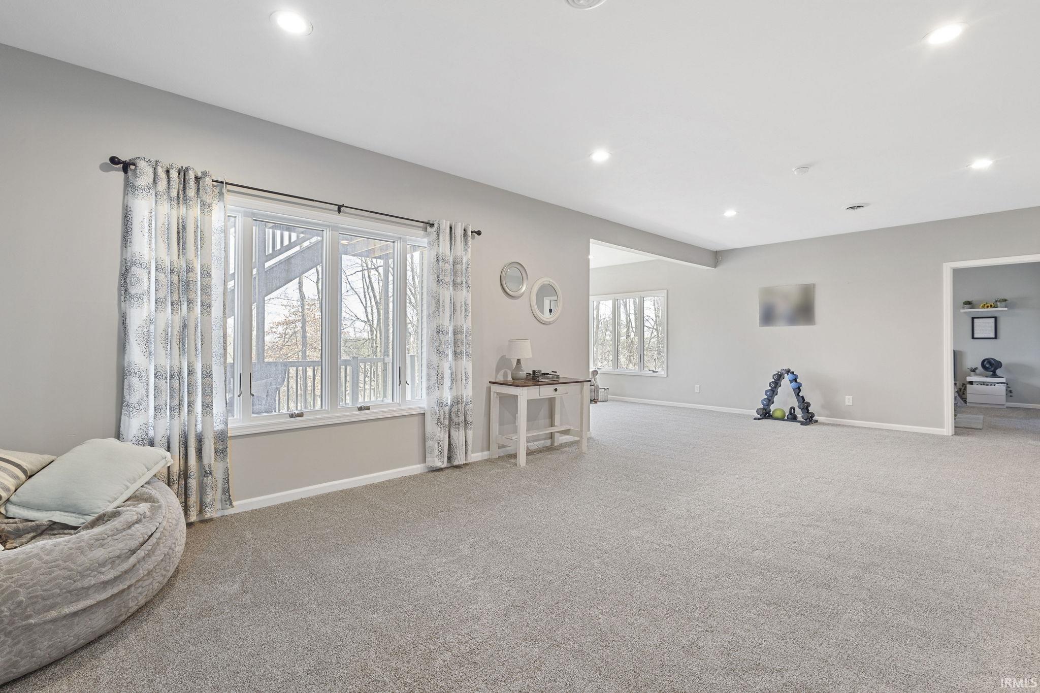 Middlebury, Indiana 46540, United States, 5 Bedrooms Bedrooms, ,3 BathroomsBathrooms,Residential,Active,87872