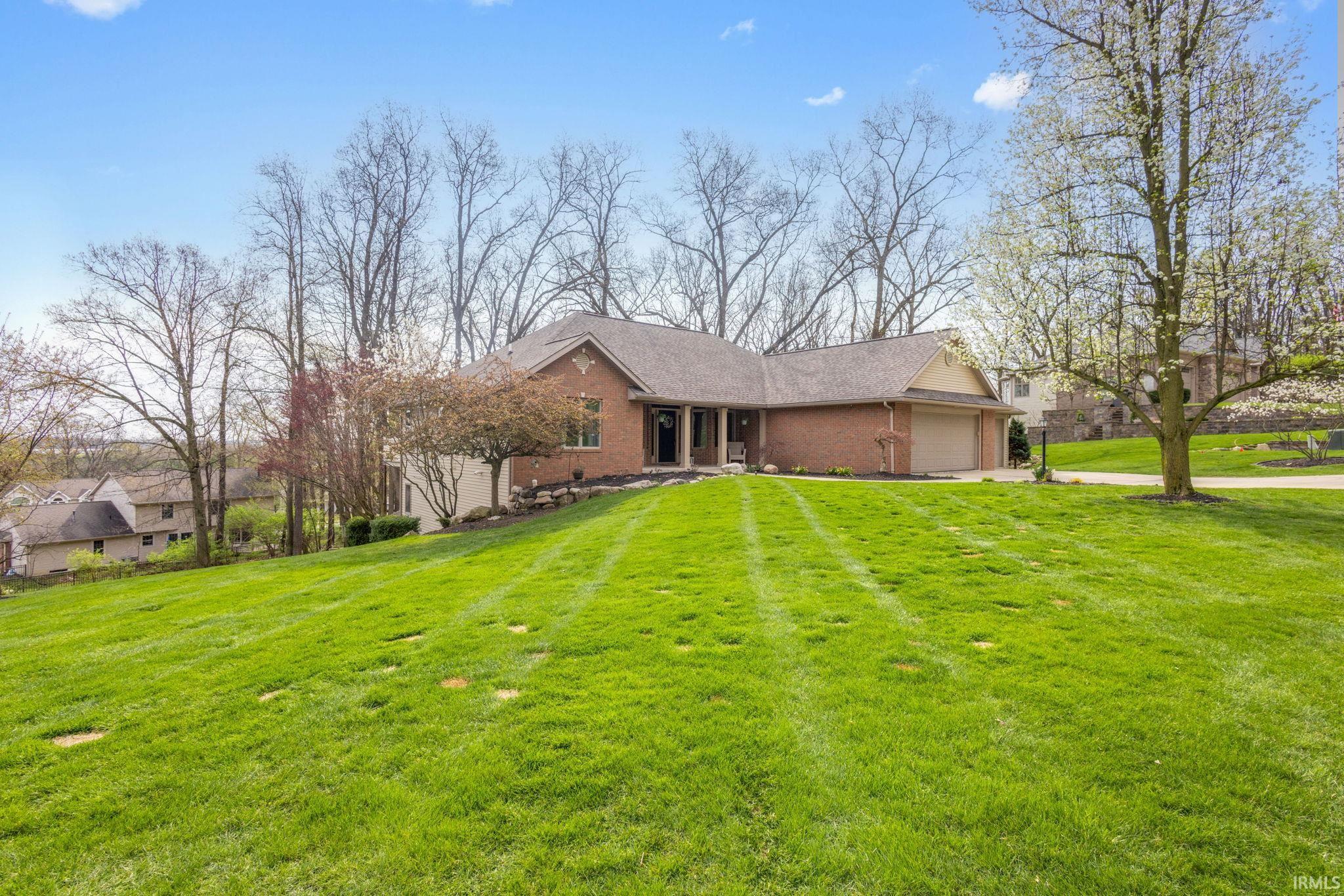 Middlebury, Indiana 46540, United States, 5 Bedrooms Bedrooms, ,3 BathroomsBathrooms,Residential,Active,87872