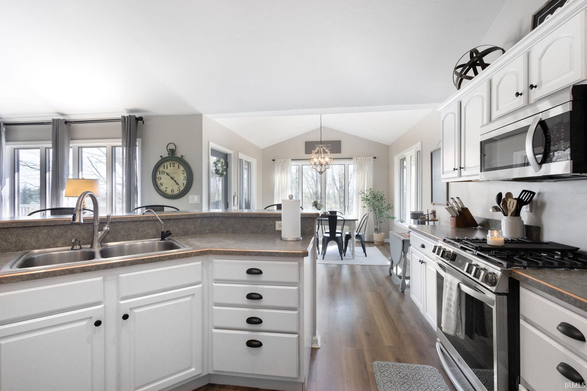 Middlebury, Indiana 46540, United States, 5 Bedrooms Bedrooms, ,3 BathroomsBathrooms,Residential,Active,87872