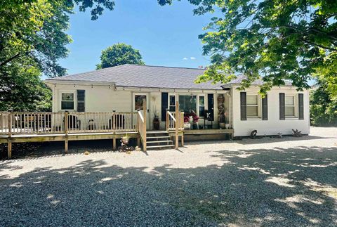 12810 Hart Road, Loogootee, IN 47553 - #: 202503779