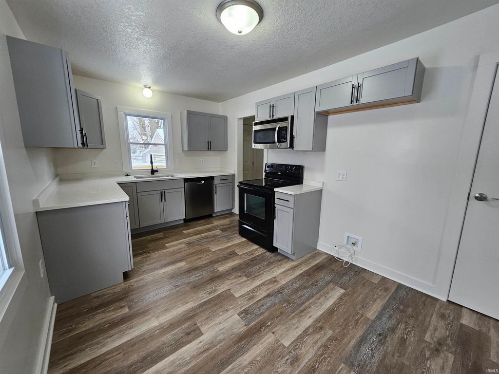 Photo of 7016 Beaty Avenue, Fort Wayne, IN 46809 (MLS # 202548001)