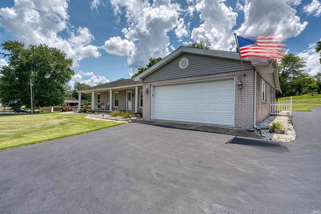 Photo of 1477 W Sunset Drive, Boonville, IN 47601 (MLS # 202628798)