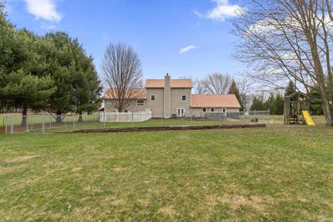 Tiny photo for 7692 N Emery Road, Rolling Prairie, IN 46371 (MLS # 202608123)