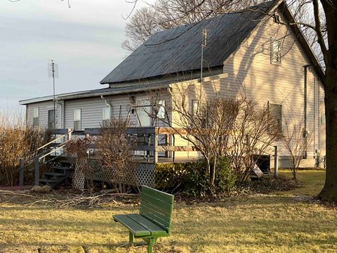 Photo of 331 E 950 N Road, North Manchester, IN 46962 (MLS # 202601450)