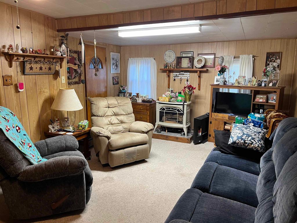 Photo of 331 E 950 N Road, North Manchester, IN 46962 (MLS # 202601450)